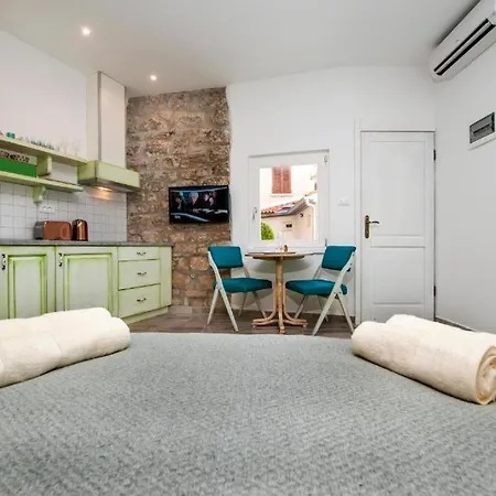 Studio Verde Rovinj Ровинь